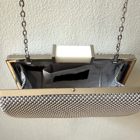 Silver metal evening bag - Picture 3 of 4